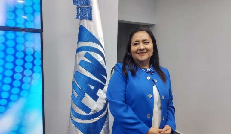 Martha Rubio presenta innovadora propuesta para mejorar la educación en Tamaulipas a través del apoyo emocional a los maestros.