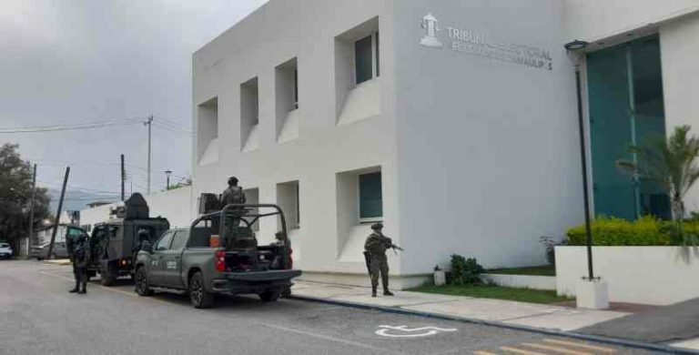 Reportan amenaza de bomba en el TRIELTAM.