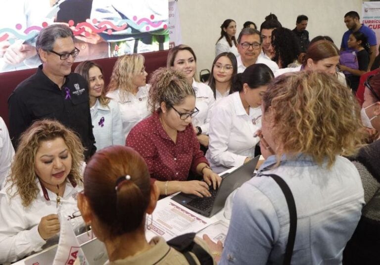 Erasmo reconoce interés de mujeres incorporarse como agente de Tránsito