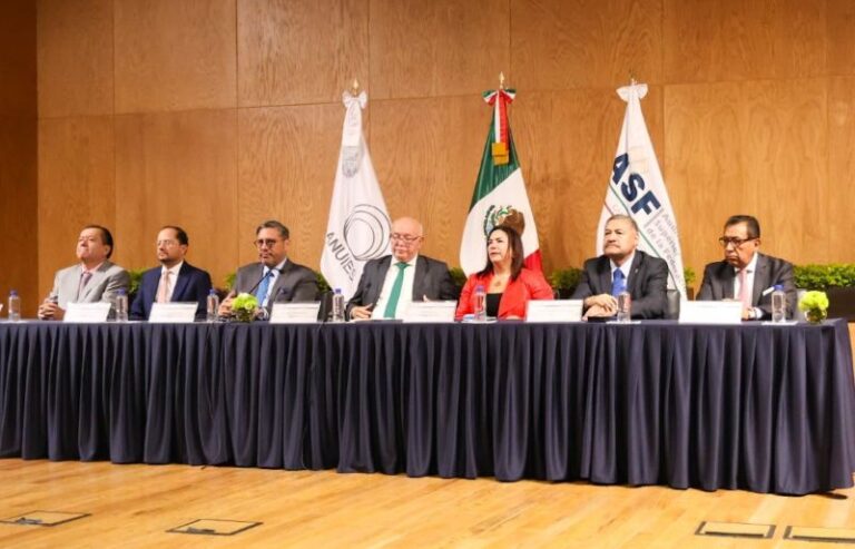 Fortalece la UAT manejo eficiente y transparente de los recursos