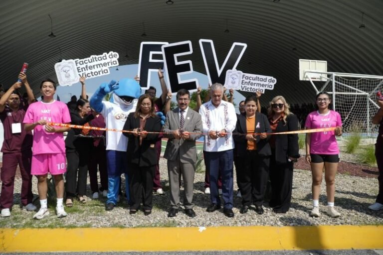 Inaugura rector Congreso Internacional de la Facultad de Enfermería Victoria
