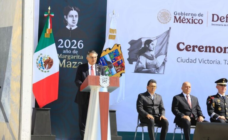 Nada puede oponerse a un pueblo unido: Américo